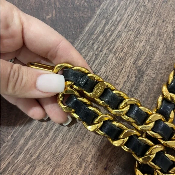 Authentic CHANEL CHUNKY Vintage 1994 belt gold leather 80cm - Picture 10 of 15